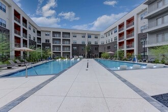 Cantarra in Manor, TX - Foto de edificio - Building Photo