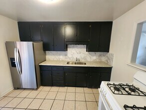 1017 S Holly Dr in Midwest City, OK - Building Photo - Building Photo