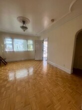 321 New York Ave in Jersey City, NJ - Building Photo - Building Photo