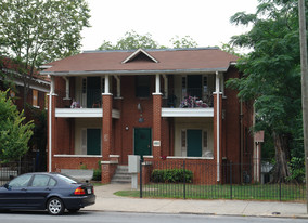 493 Boulevard Apartments