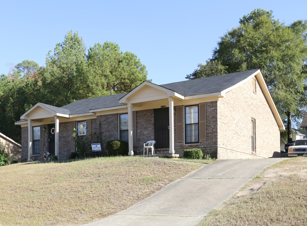 4124 Montclair Dr in Columbus, GA - Foto de edificio