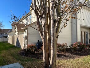 4659 Georgetown Pl, Unit 1 in Virginia Beach, VA - Building Photo - Building Photo