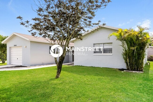 22458 SW 56th Ave in Boca Raton, FL - Foto de edificio - Building Photo