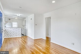 5608 Tremont Dr in Alexandria, VA - Building Photo - Building Photo