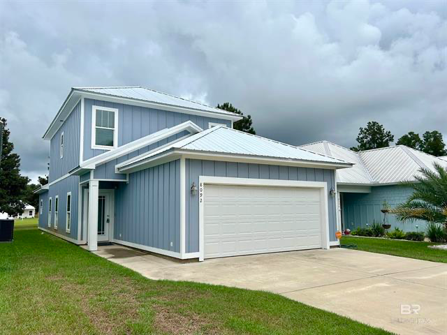 property at 8092 Carmel Cir