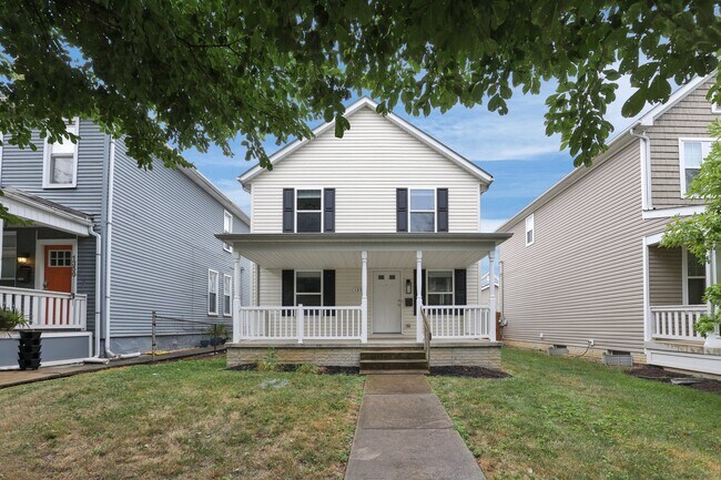 property at 1352 N 6th St
