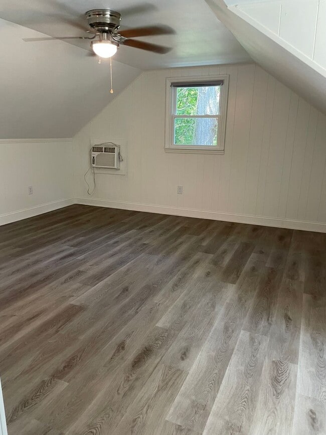 property at 1191 Robert Hardeman Rd