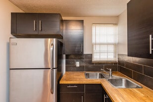 254 S Monroe Ave, Unit T