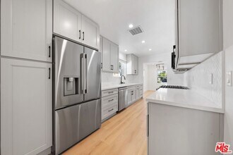 12259 Collins St in Los Angeles, CA - Building Photo - Building Photo