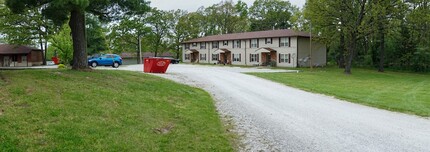 1420 Ranch Motel Dr in Salem, MO - Building Photo - Building Photo