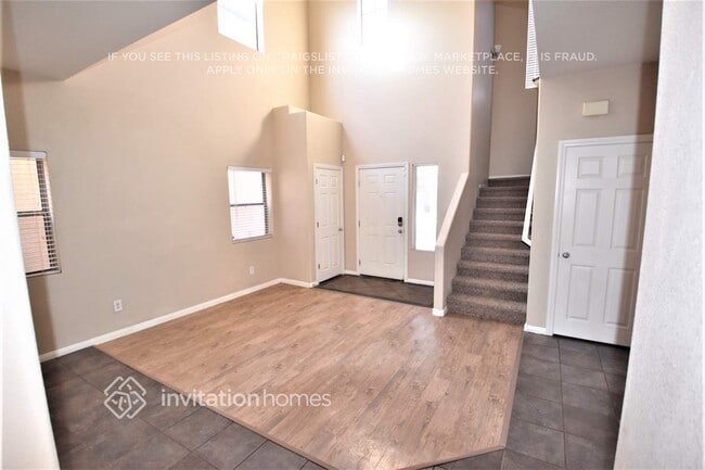 2868 Canonero St in Las Vegas, NV - Building Photo - Building Photo