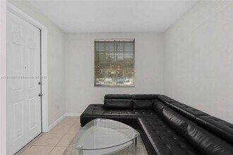 9353 SW 227th St in Cutler Bay, FL - Building Photo - Building Photo