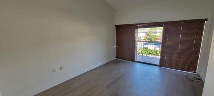 14211 SW 62nd St in Miami, FL - Building Photo - Building Photo