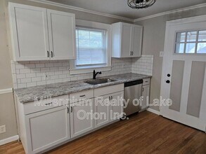 30 E Beverly Ave in Pontiac, MI - Building Photo - Building Photo