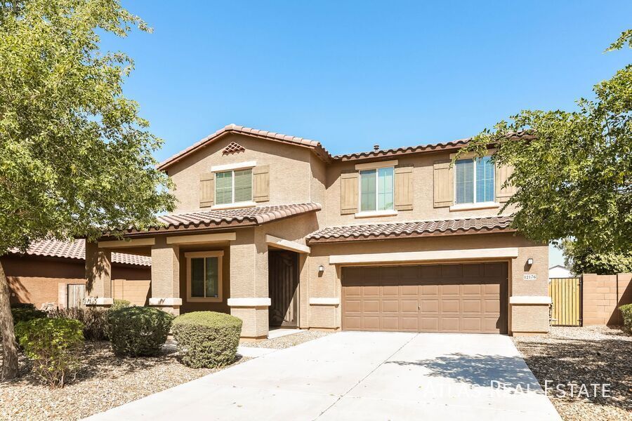 12176 W Chase Ln in Avondale, AZ - Building Photo