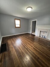 720 Cranberry St in Erie, PA - Foto de edificio - Building Photo