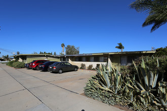 Halekulani Apartments in Imperial Beach, CA - Building Photo - Building Photo