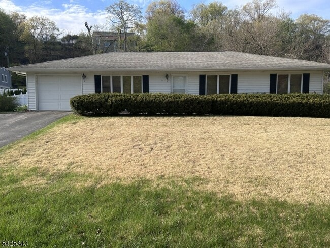 6 Lori Ln in Lincoln Park, NJ - Building Photo - Building Photo