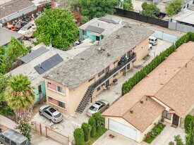 9802 Graham Ave-SIOF5 in Los Angeles, CA - Building Photo