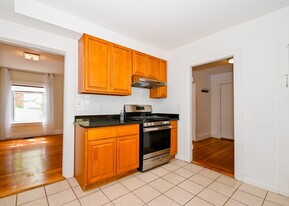 1146 Chestnut St, Unit 4 Apartamentos