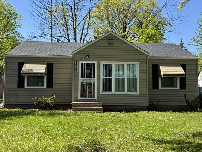 property at 2450 Greenvale Rd
