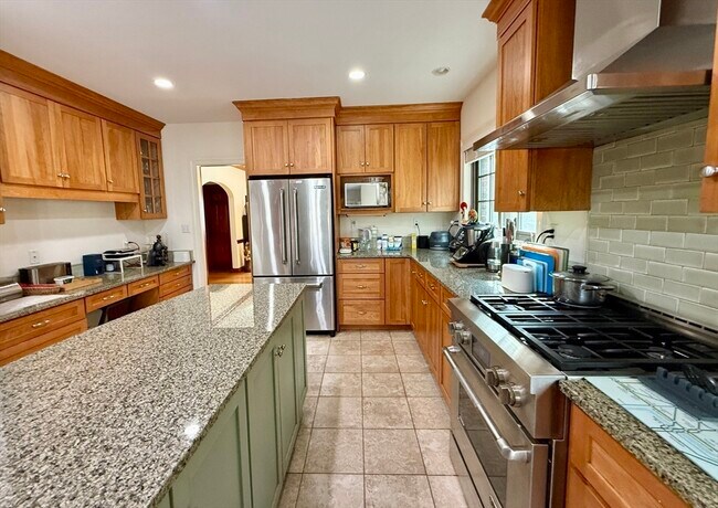 property at 15 Winthrop Rd
