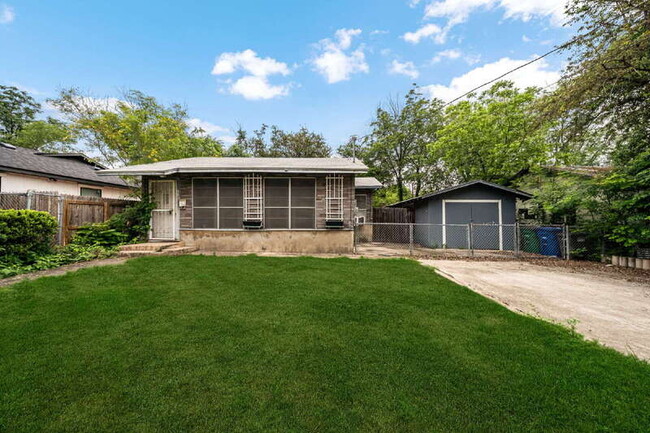 property at 143 Valdez Pl