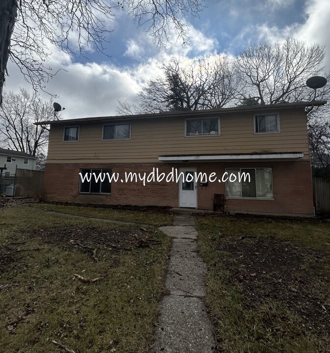 1123 W Wildwood Ave in Fort Wayne, IN - Building Photo