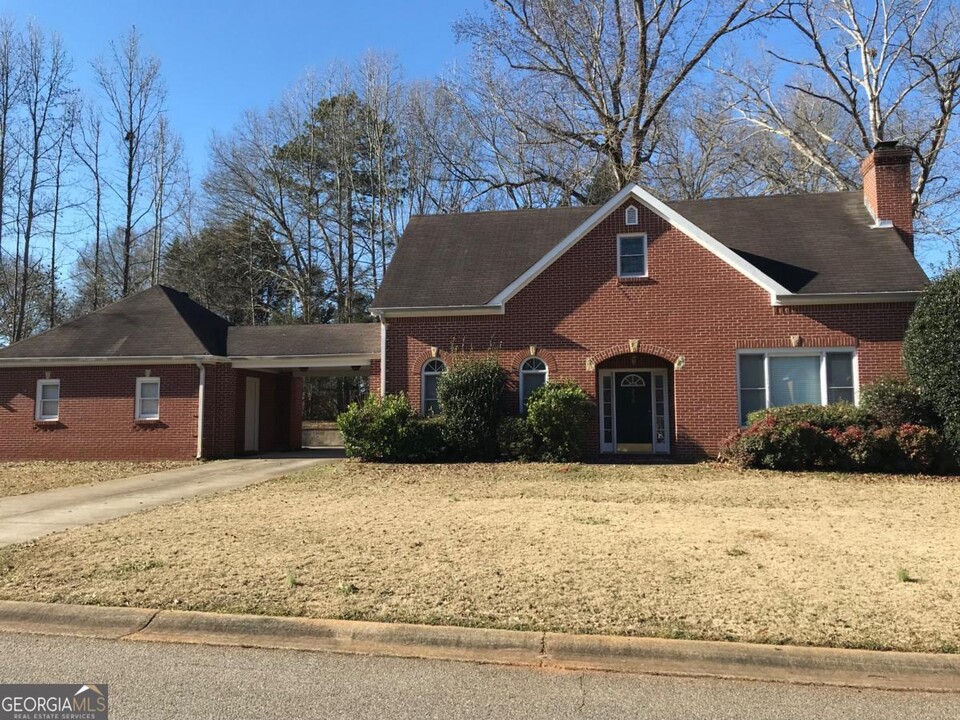 250 Timber Creek Dr in Athens, GA - Building Photo