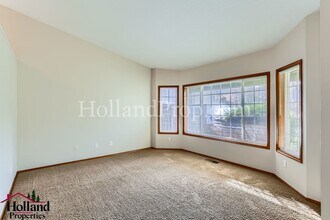 16051 SW Rockrose Ln in Tigard, OR - Foto de edificio - Building Photo