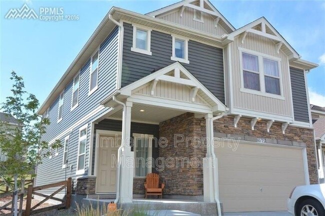 property at 8075 Longleaf Ln