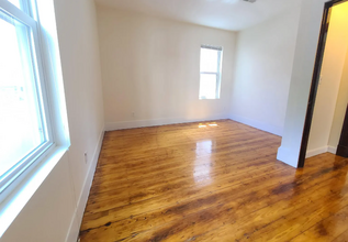 6 Smythe St, Unit 5-3 in Brookline, MA - Building Photo - Building Photo