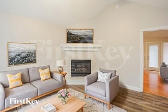 1034 Bunting Ln in Liberty, MO - Building Photo - Building Photo