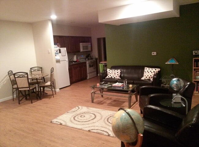 Botany Apartments in Lansdale, PA - Foto de edificio - Building Photo