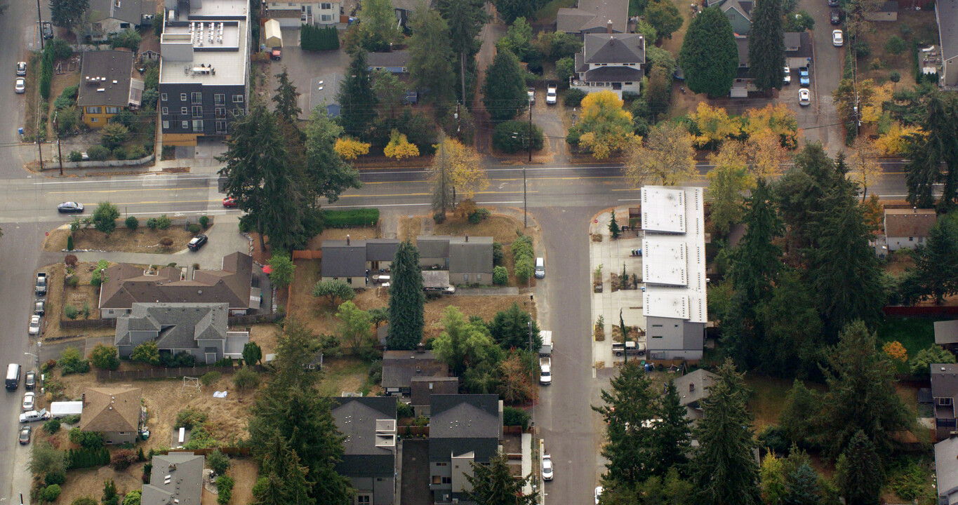 1702 N 185th St in Shoreline, WA - Building Photo