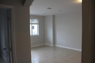 25050 SW 134th Ave in Princeton, FL - Building Photo - Building Photo