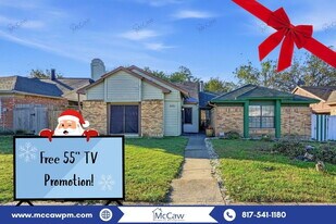 431 Weaver St in Cedar Hill, TX - Building Photo