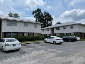Citronelle Square in Citronelle, AL - Building Photo - Building Photo