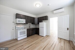 554 Main St in Royersford, PA - Building Photo