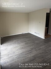 526 Gia Cir in Clifton Heights, PA - Foto de edificio - Building Photo