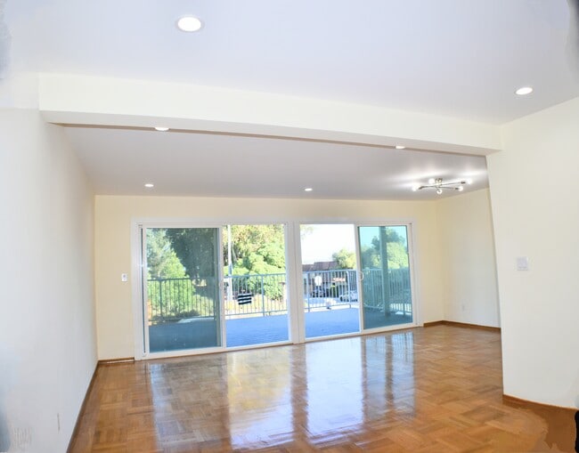286 Roosevelt Way, Unit Roosevelt in San Francisco, CA - Building Photo - Building Photo