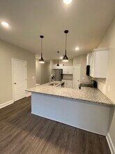 1023 Glenkirk Dr in Clarksville, TN - Building Photo - Building Photo