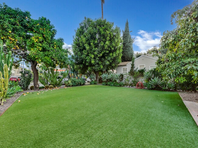 2677 Rich St in Los Angeles, CA - Building Photo - Building Photo