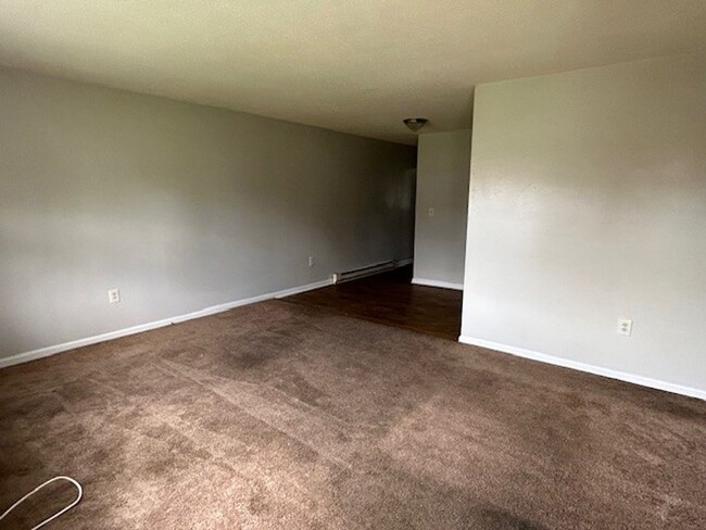 1725 Windsor Dr-Unit -1727 in Rocky Mount, NC - Building Photo - Building Photo