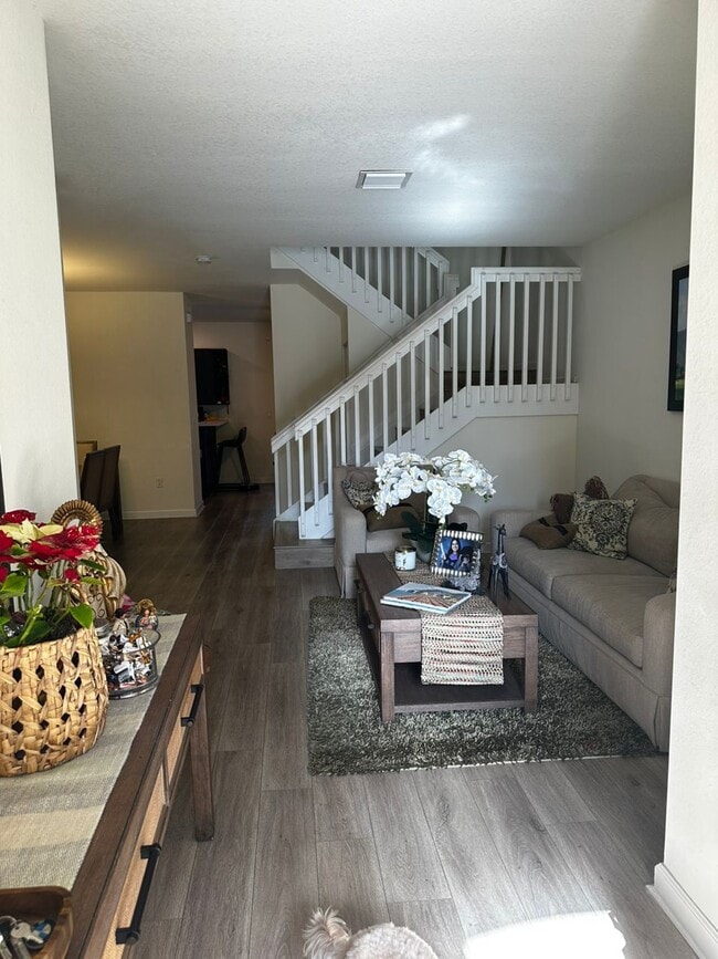 3397 W 94th Terrace in Hialeah, FL - Building Photo - Building Photo