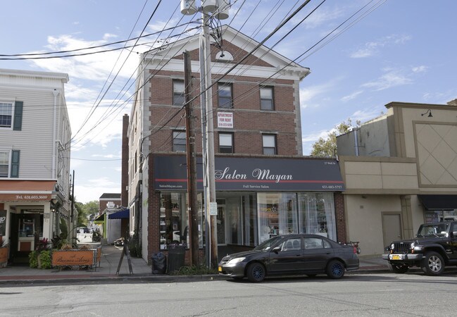27 Wall St in Huntington, NY - Building Photo - Building Photo