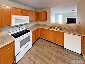 5622 N Peppereel Way in McCordsville, IN - Building Photo - Building Photo