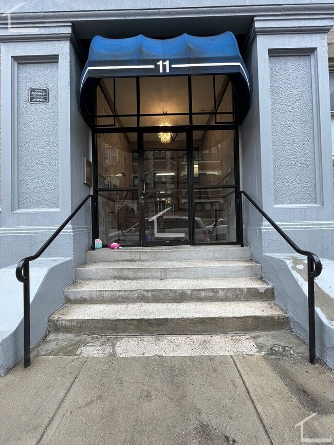 property at 11 Royce Rd