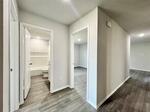 833 Bluffview Dr in Cleburne, TX - Building Photo - Building Photo