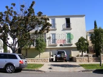 813 15th St, Unit E in Santa Monica, CA - Building Photo - Building Photo